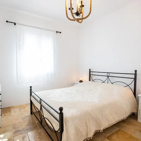 Axoni Windmill House * Othos