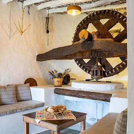 Axoni Windmill House Сasa de vacaciones