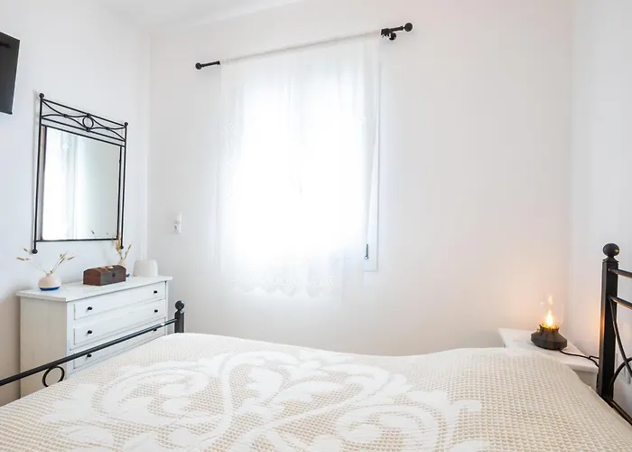 Axoni Windmill House بيت للعطل