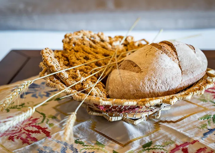 Axoni Windmill House Othos