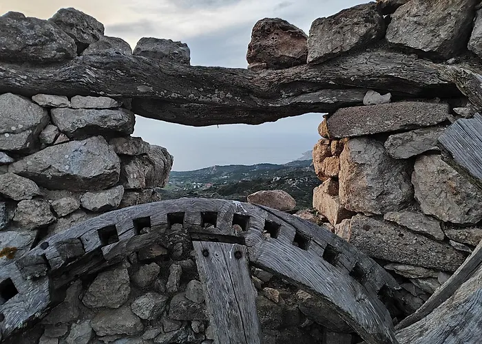 Axoni Windmill House Othos